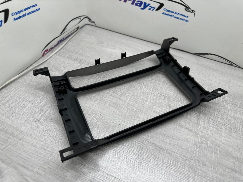 Переходная рамка магнитолы