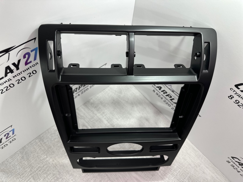 Переходная рамка магнитолы