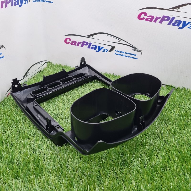 Переходная рамка магнитолы