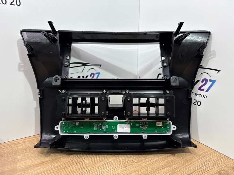 Переходная рамка магнитолы