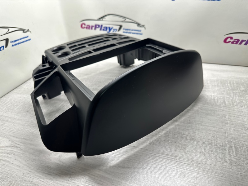 Переходная рамка магнитолы