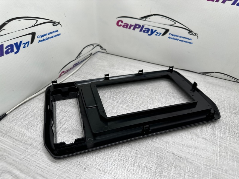 Переходная рамка магнитолы