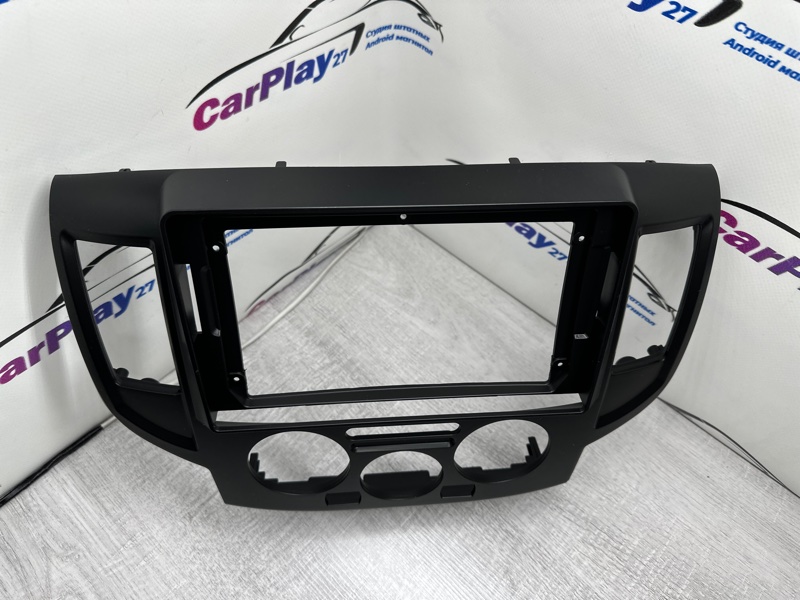 Переходная рамка магнитолы