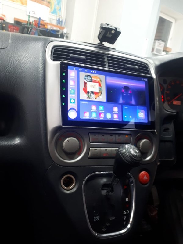 Магнитола штатная