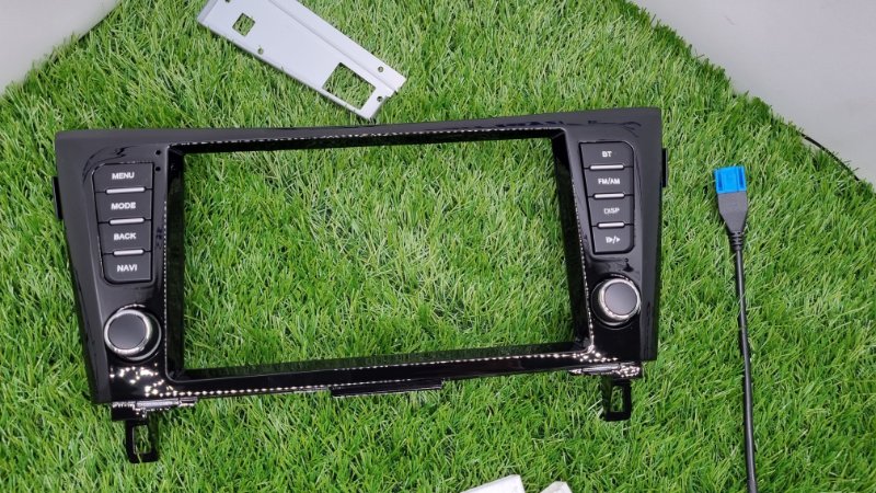 Магнитола штатная