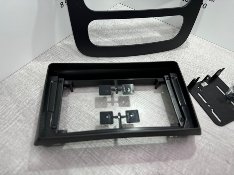 Переходная рамка магнитолы