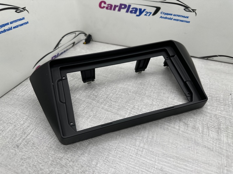 Переходная рамка магнитолы