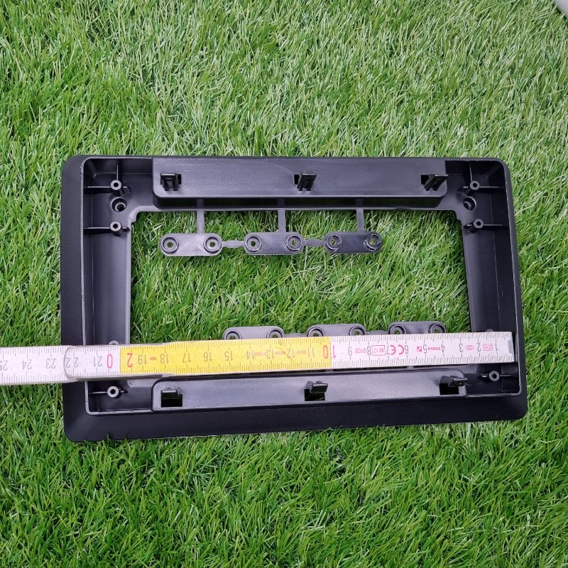 Переходная рамка магнитолы