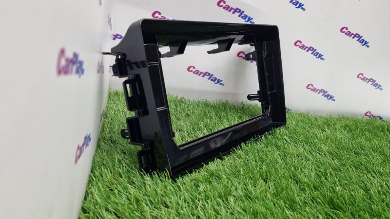 Переходная рамка магнитолы