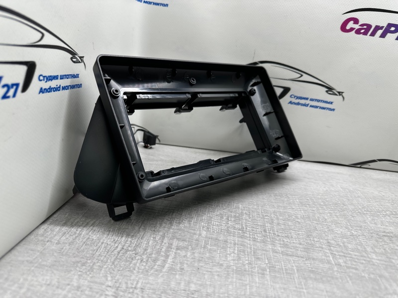 Переходная рамка магнитолы