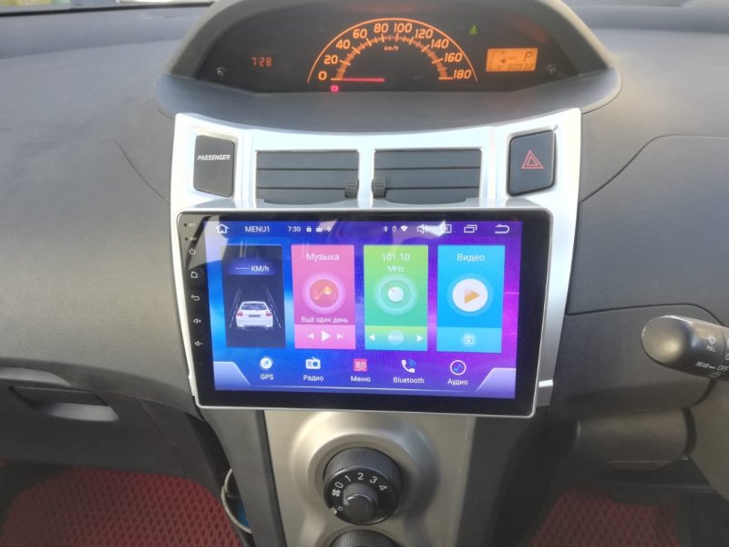 Магнитола штатная