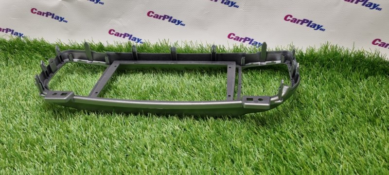 Переходная рамка магнитолы