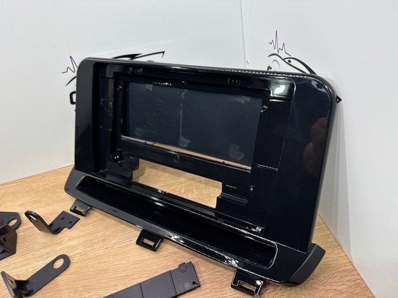 Переходная рамка магнитолы