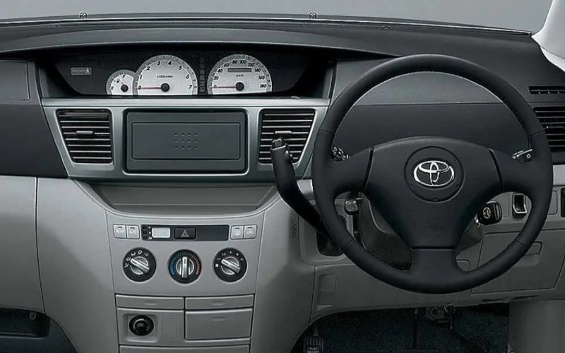 Переходная рамка магнитолы