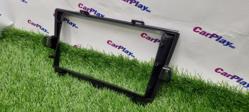 Переходная рамка магнитолы