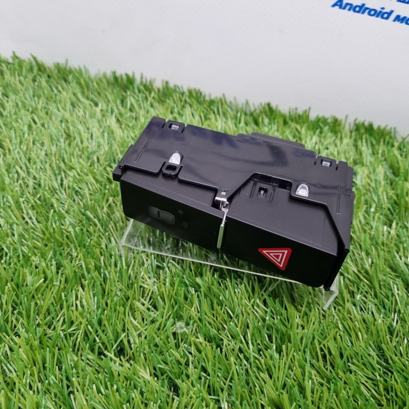 Кнопка аварийной сигнализации