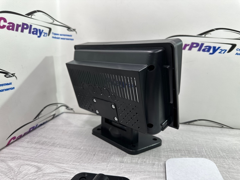 Переходная рамка магнитолы