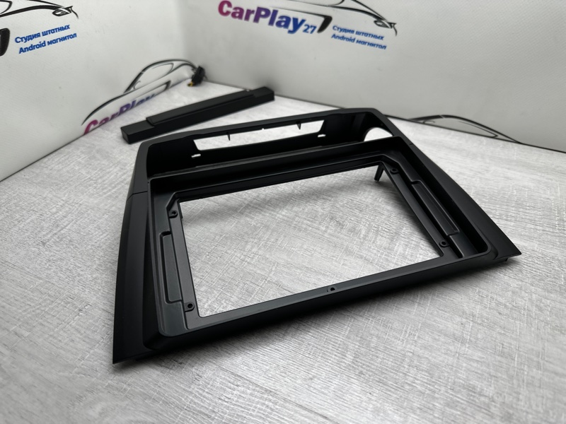 Переходная рамка магнитолы