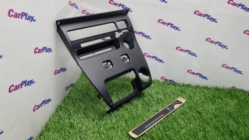 Переходная рамка магнитолы