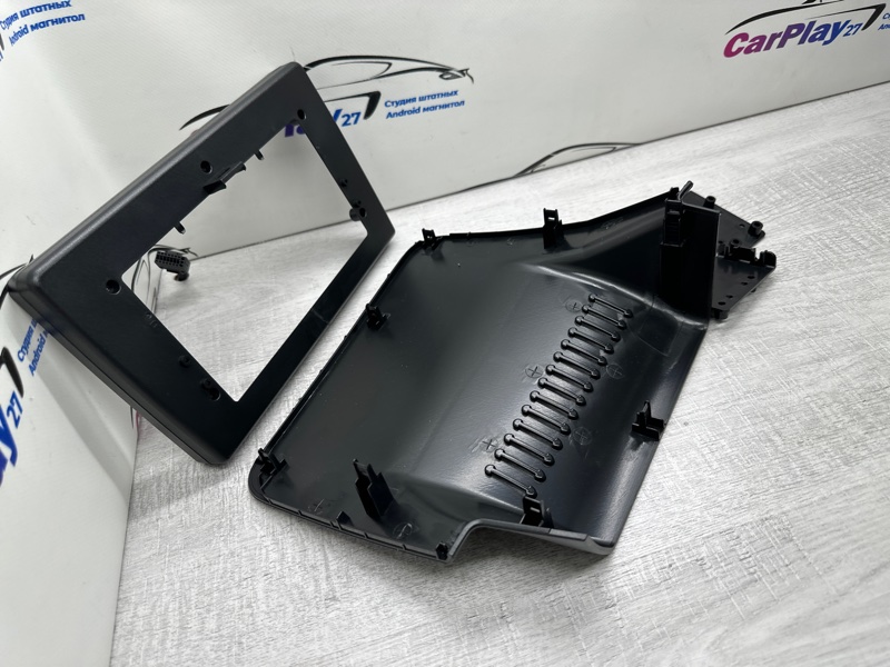 Переходная рамка магнитолы