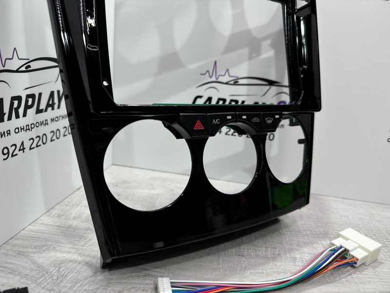 Переходная рамка магнитолы