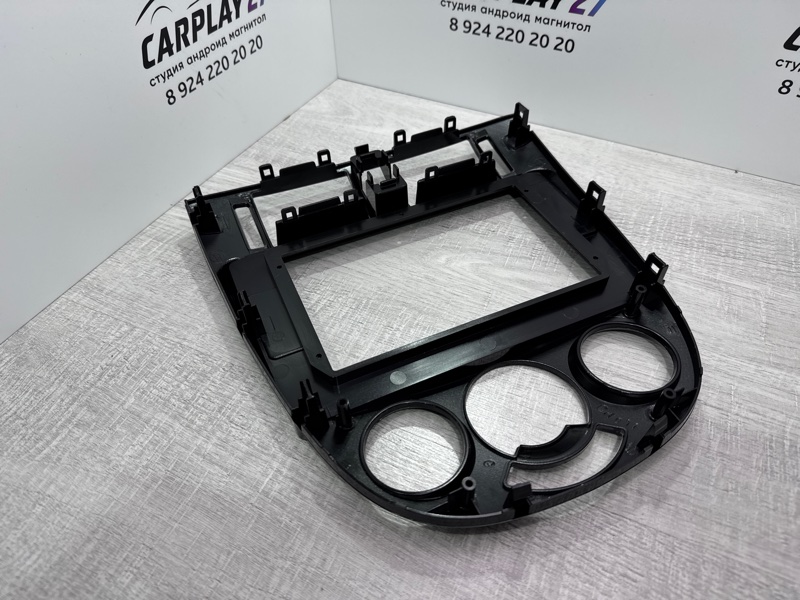 Переходная рамка магнитолы