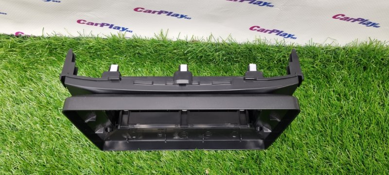 Переходная рамка магнитолы